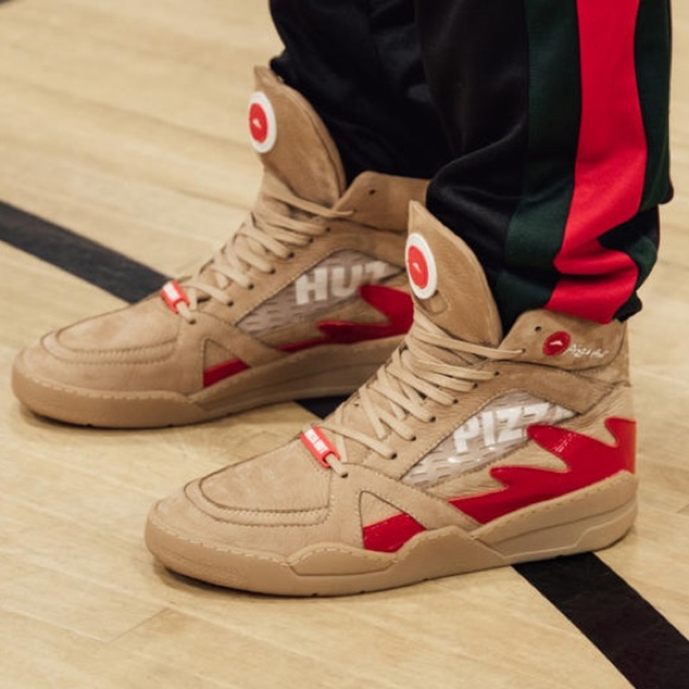 Pizza Hut Pie Tops II